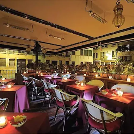 Ca' Marinella 3* Venedig