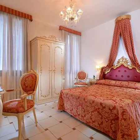 Ca' Marinella Hotel